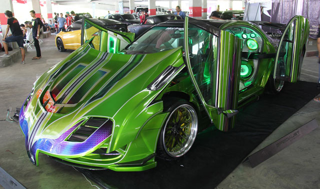 HIN-Semarang-2016-Modifikasi-Mobil-Hebat-di-Semarang