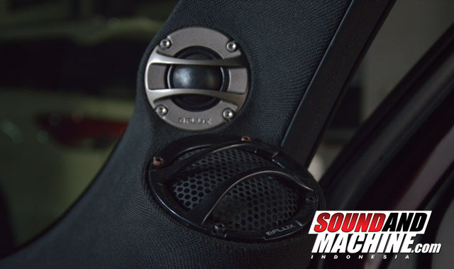 Toyota-Scion-BB-Bronson-Pilar-Tweeter-dan-Midrange