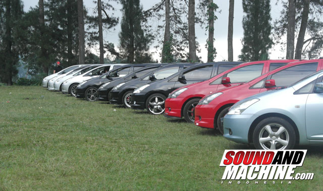 Gathering-Nasional-Toyota-Wish-Community-Foto-Mobil-Wish-Samping