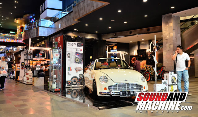 Pameran-PT-Audioworkshop-Gandaria-City-Mall-Tampak-Depan