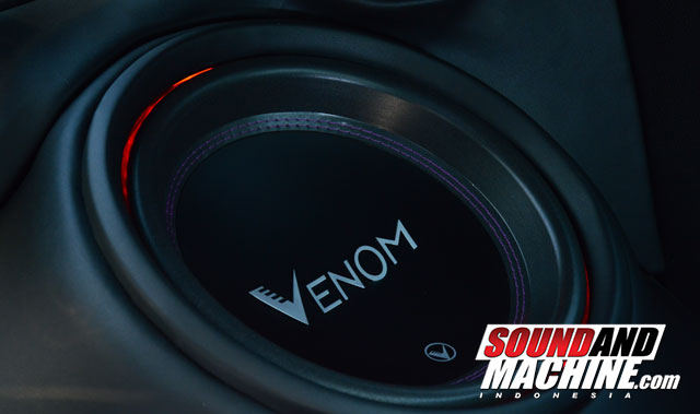 SubaruWRX-DCAudio-Bogor-Subwoofer-Venom-12-inch