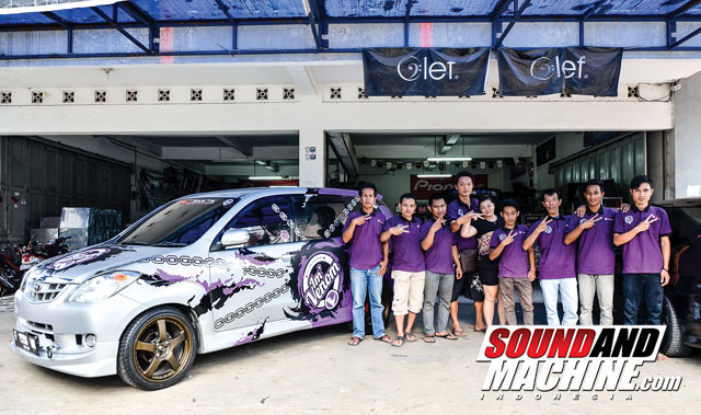 WarehouseSoundmotion-Vin`sVariasiCarAudio-ElfinDanCrew