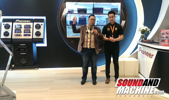 Booth-Pioneer-GIIAS-2016-Adam-05