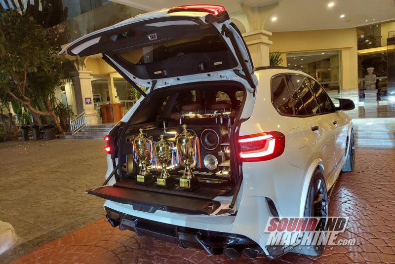 BMW X5 peserta final kompetisi car audio Mobile Sound Festival musim 2023-2024 dengan produk Focal garapan gerai Mega Audio.