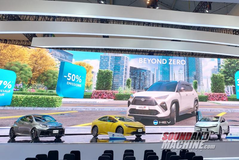 Mobil baru Toyota yang diluncurkan di pameran Gaikindo Indonesia International Auto Show (GIIAS) 2024.