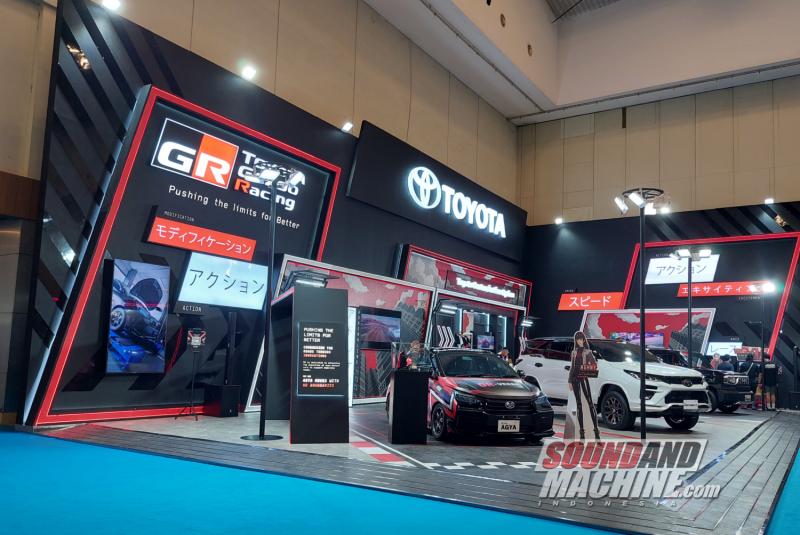 Booth Toyota di pameran Indonesia Modification and Lifestyle Expo (IMX) 2024.